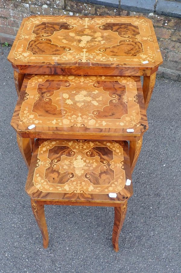 A NEST OF THREE ITALIAN MARQUETRY TABLES