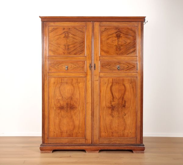 A GENTLEMAN'S COMPACTUM WARDROBE BY COMFITMENTS, PICCADILLY, LONDON