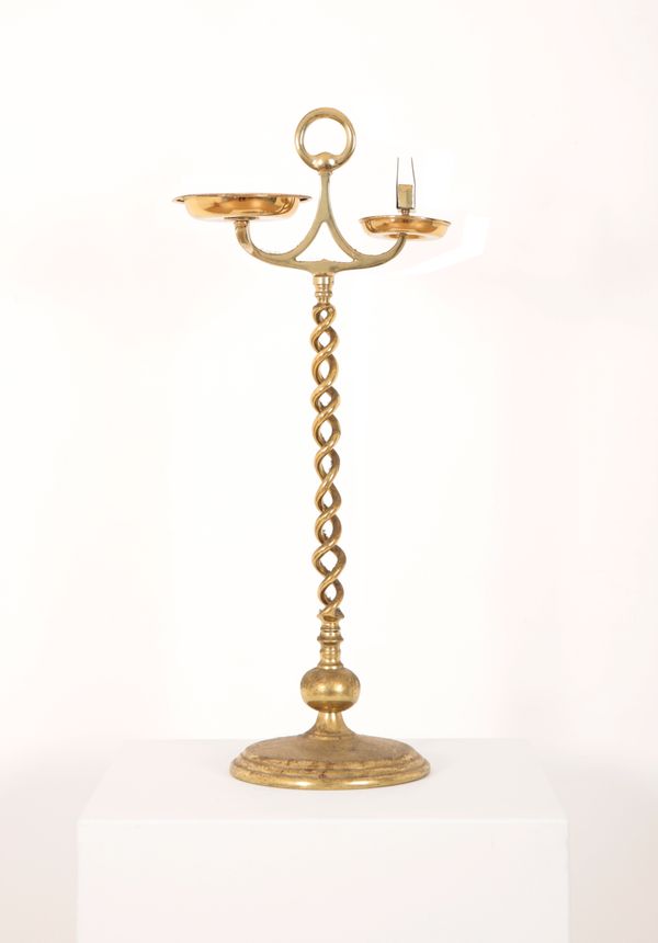 A BRASS CIGAR OR CIGARETTE STAND WITH IN BUILT VESTA