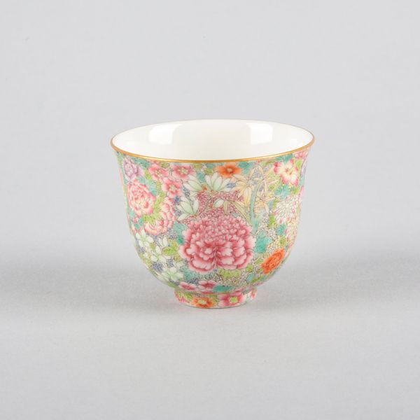 A CHINESE PORCELAIN MILLEFLEUR CUP