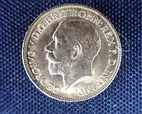 GEORGE V GOLD FULL SOVEREIGN 1914