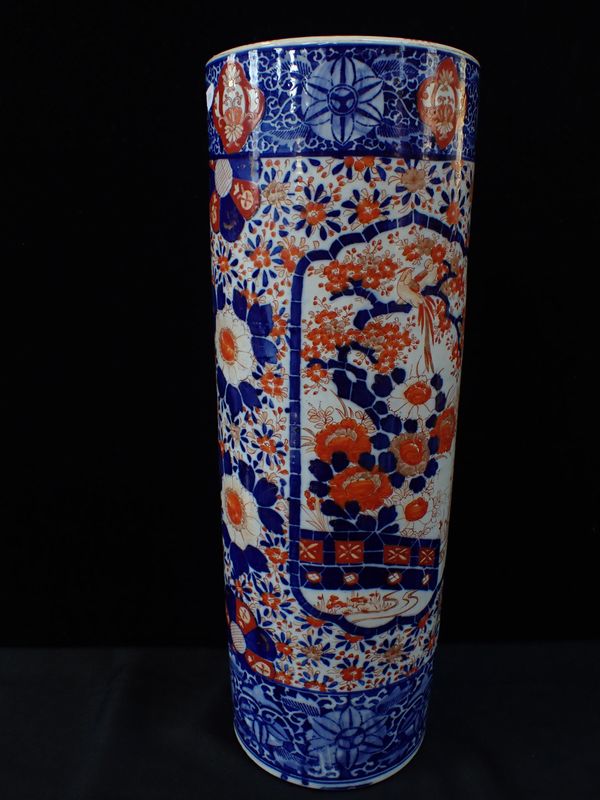 A JAPANESE IMARI CYLINDER STICK STAND