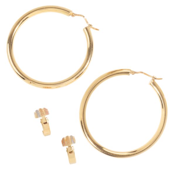 TWO PAIRS OF 18CT GOLD HOOP EARRINGS