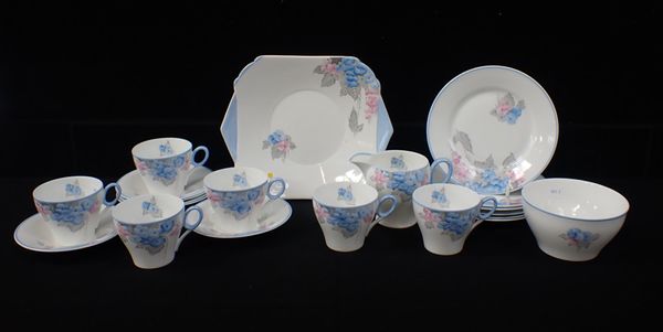 A SHELLEY 'PHLOX' PATTERN  No. CR070 TEA SERVICE