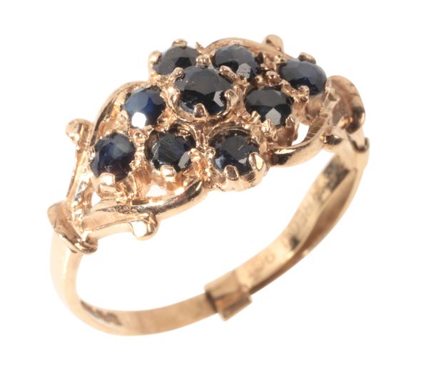 A SAPPHIRE CLUSTER RING