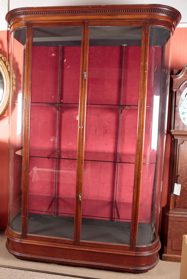 A LARGE EDWARDIAN MAHOGANY SHOP DISPLAY CABINET