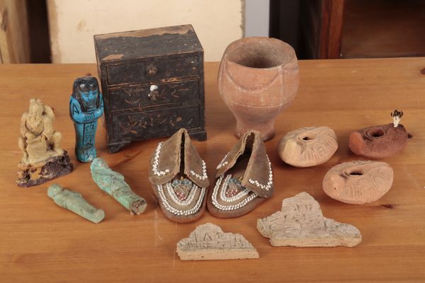 THREE EGYPTIAN SWABTI FIGURES