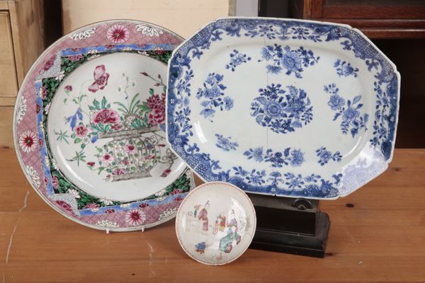 A CHINESE EXPORT BLUE AND WHITE PORCELAIN OCTAGONAL MEAT PLATE