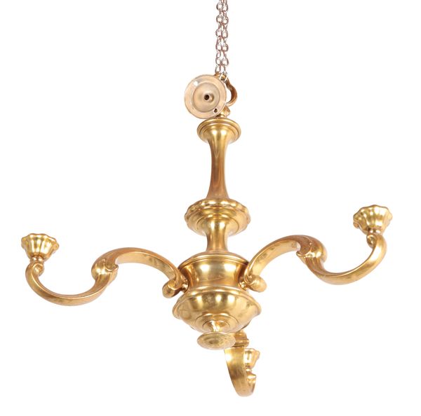 A 20TH CENTURY BRASS CHANDELIER