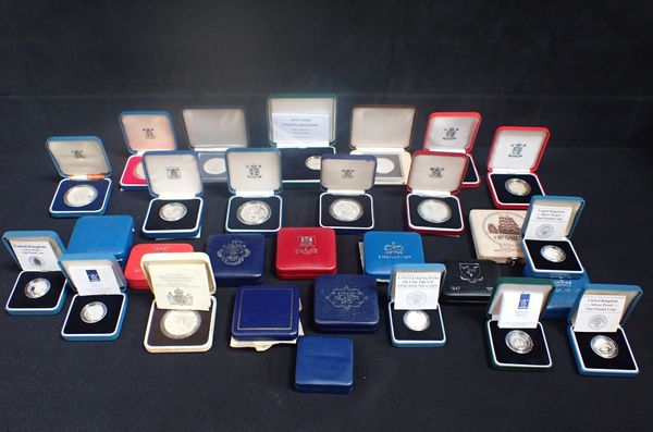 A COLLECTION OF ROYAL MINT SILVER PROOF COINS