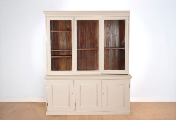 A LIGHT GREY-PAINTED DISPLAY CABINET