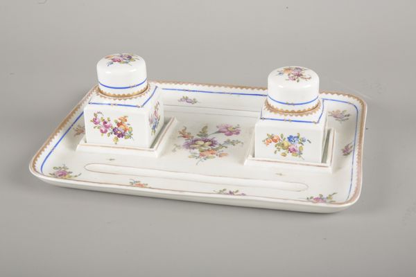 A FRENCH PORCELAIN TWO DIVISION INKSTAND