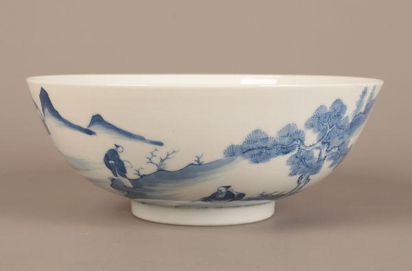 A CHINESE PORCELAIN 'BLEU DE HUE' BOWL FOR THE VIETNAMESE MARKET