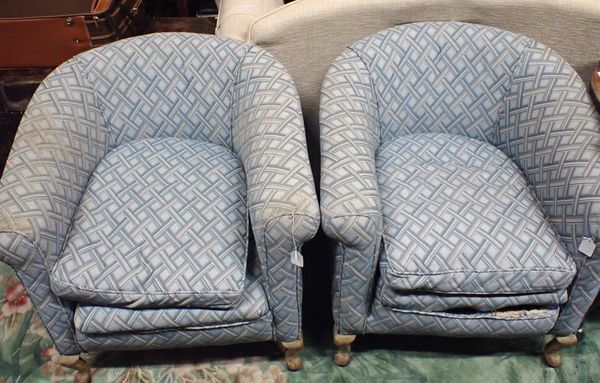 A PAIR OF 1930s UPHOLSTERED TUB CHAIRS