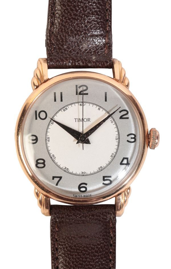 TIMEX: A GENTLEMAN'S 9CT GOLD WRISTWATCH