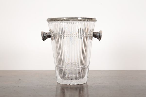 A BACCARAT STYLE CUT GLASS AND SILVER PLATE MOUNTED CHAMPAGNE BUCKET