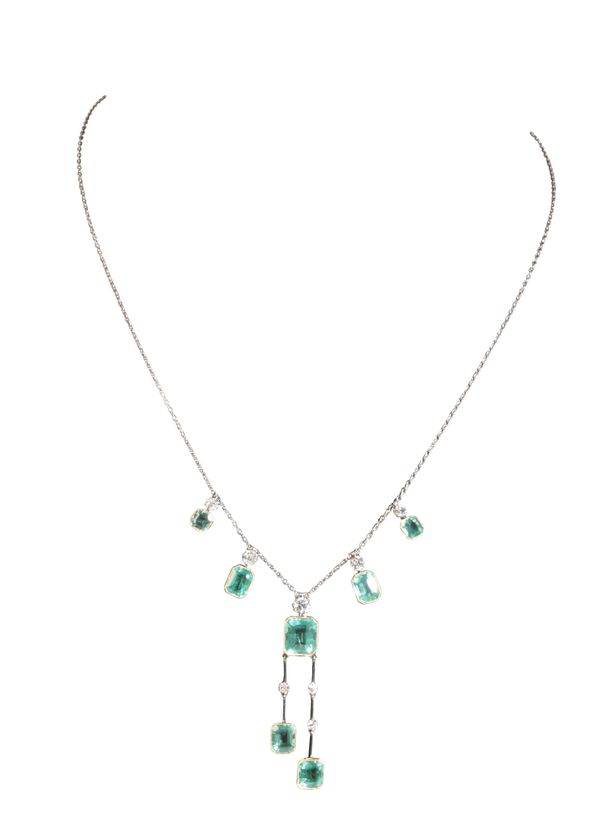 Sold by PT Sale to G. Schwinge  AN EDWARDIAN EMERALD AND DIAMOND NÉGLIGÉE NECKLACE