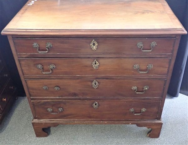 A GEORGE III STYLE MAHOGANY CHEST OF DRAWERS