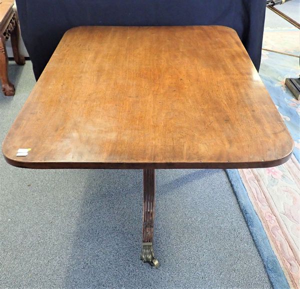 A MAHOGANY COFFEE TABLE