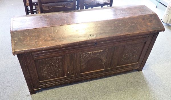 AN OAK COFFER