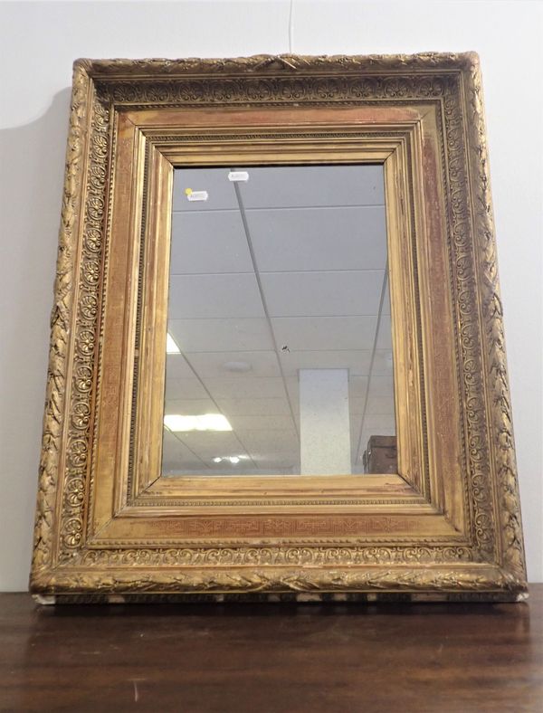 19TH CENTURY GILT RECTANGULAR MIRROR