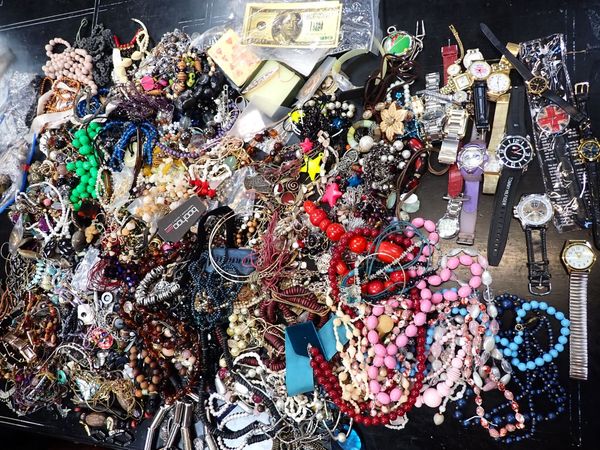 A LARGE QUANTITY OF BEAD NECKLACES AND OTHER COSTUME JEWELLERY