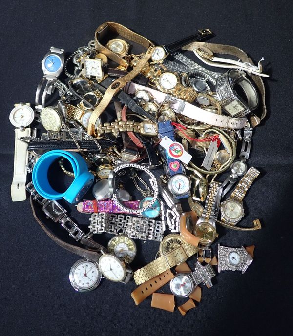 A QUANTITY OF VARIOUS LADIES' WRISTWATCHES