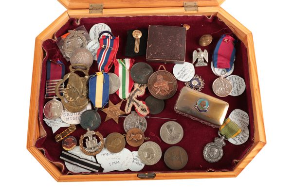 A COLLECTION OF MEDALLIONS AND BRITISH MEDALS