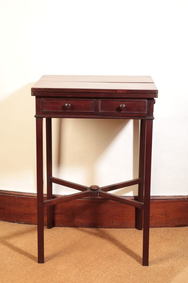 A GEORGE III MAHOGANY OCCASIONAL TABLE