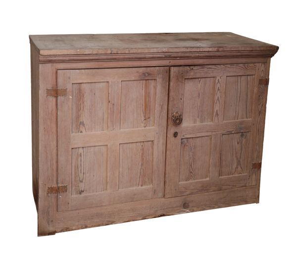 AN EDWARDIAN PINE CUPBOARD