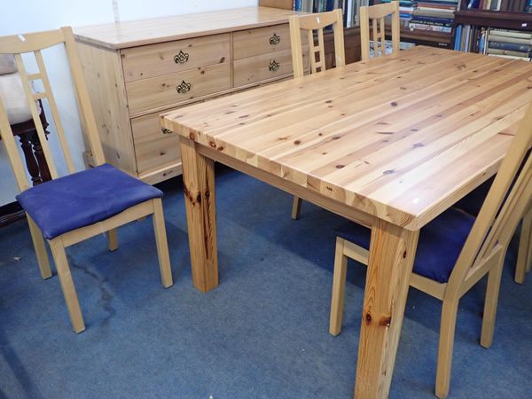 A MODERN PINE KITCHEN DINING TABLE