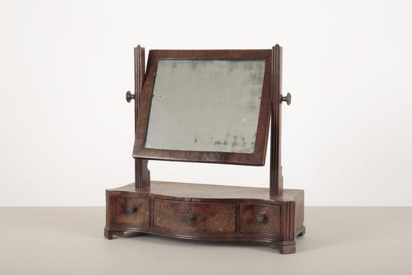 A GEORGIAN MAHOGANY TOILET MIRROR