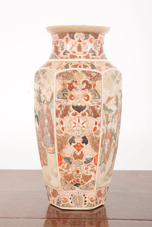 A JAPANESE PORCELAIN SATSUMA VASE