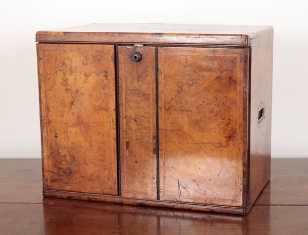 A VICTORIAN BURR WALNUT HUMIDOR