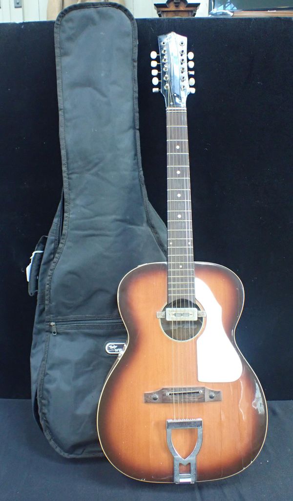 AN EKO ACOUSTIC GUITAR, 'RANCHERO' MODEL