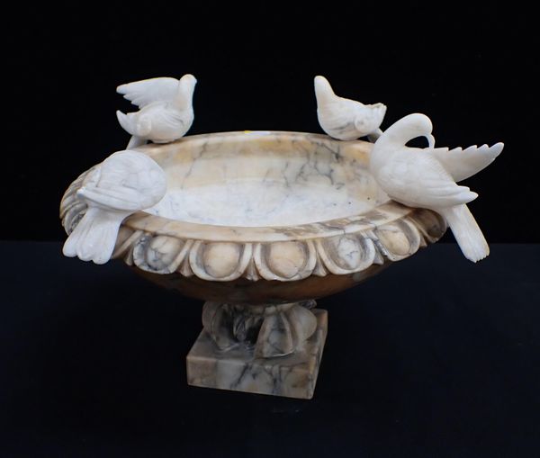 A GRAND TOUR STYLE 'DOVES OF PLINY' ALABASTER TAZZA