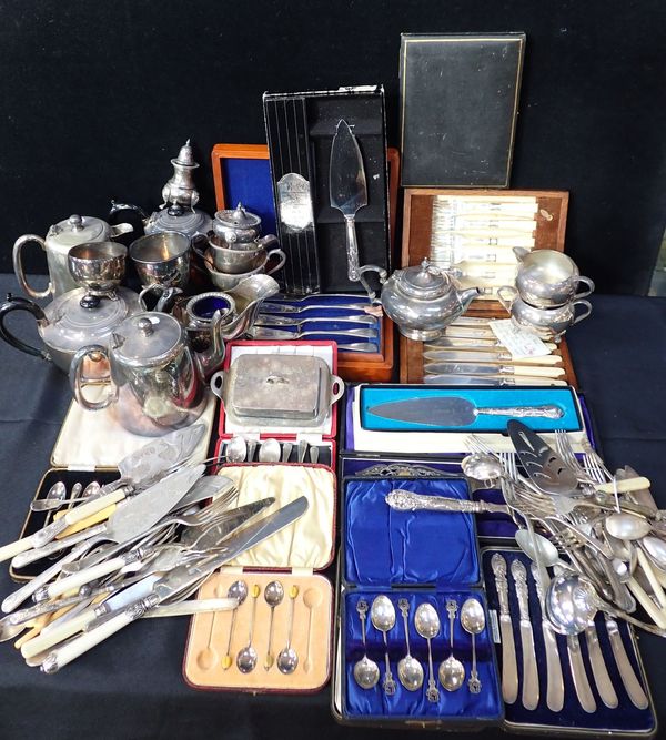 A QUANTITY OF SILVER PLATED WARE