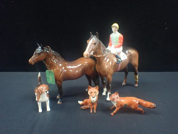 A COLLECTION OF BESWICK ANIMALS