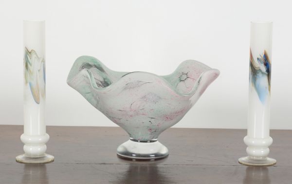 ADAM JABLONSKI (B. 1936): A STUDIO GLASS BOWL