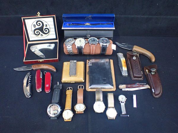 A COLLECTION OF WRISTWATCHES, PENKNIVES