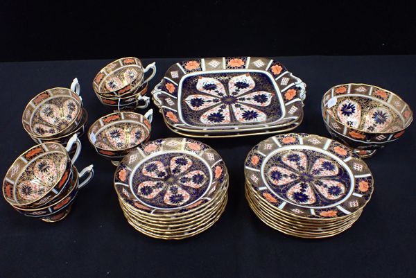 A ROYAL CROWN DERBY IMARI PATTERN PART TEA SERVICE