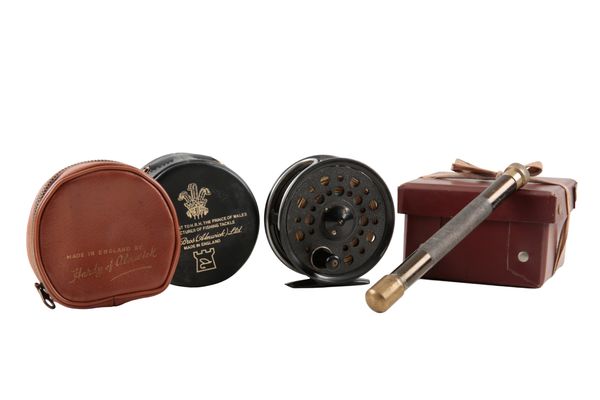 HARDY: TWO REEL POUCHES