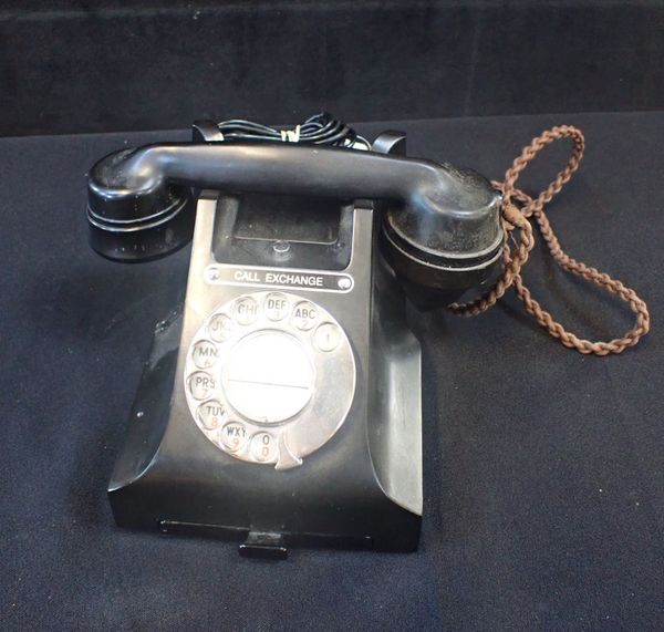 VINTAGE GPO 'CALL EXCHANGE' BAKELITE TELEPHONE