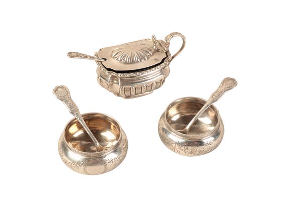 A PAIR OF VICTORIAN SILVER SALTS