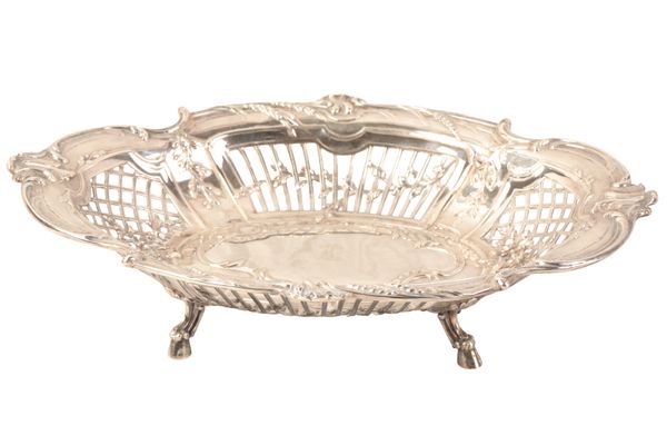 A VICTORIAN SILVER OVAL BASKET