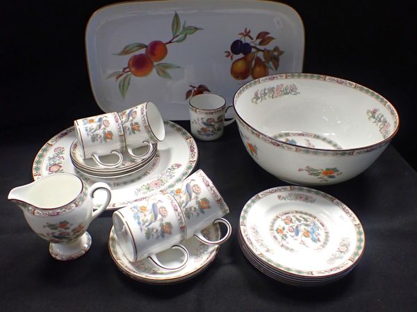 A WEDGWOOD KUTANI CRANE PART COFFEE SET