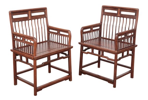 A PAIR OF CHINESE 'HUANGHUALI' COMB-BACK CHAIRS