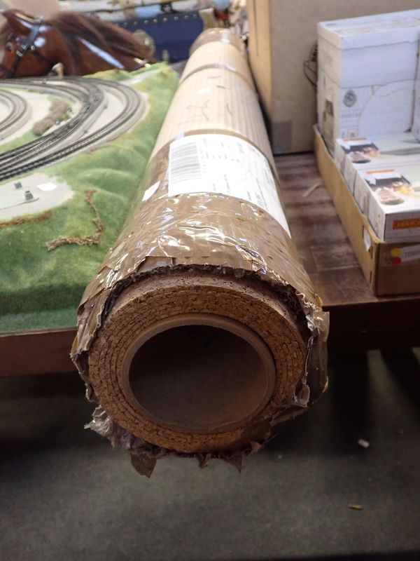 ROLL OF CORK BASEBOARD