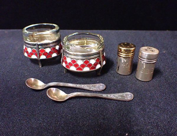 TIFFANY & Co SILVER PEPPER AND SALT, AND A PAIR OF RUSSIAN WHITE METAL SALTS