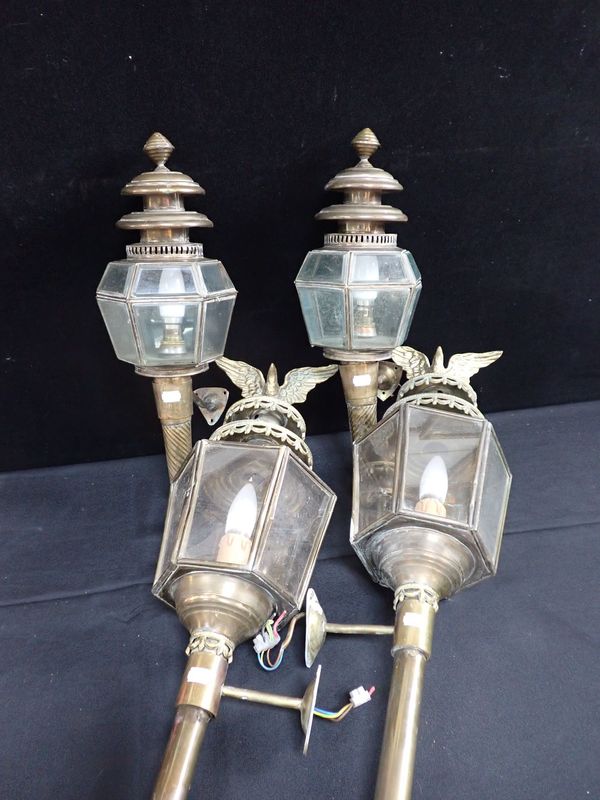 TWO PAIRS OF WALL-MOUNTED  BRASS LANTERNS